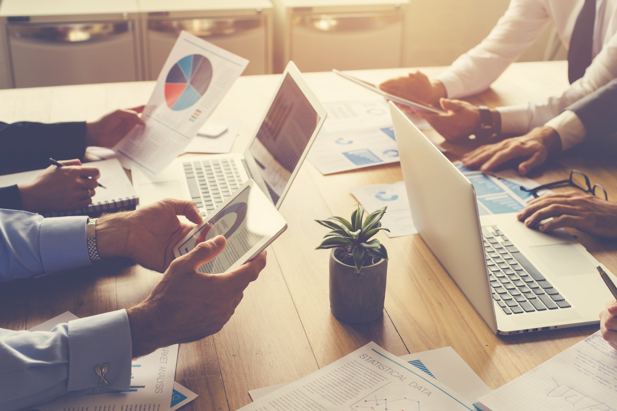 Quais são os benefícios da tecnologia nas empresas e como ela pode ajudar no crescimento?