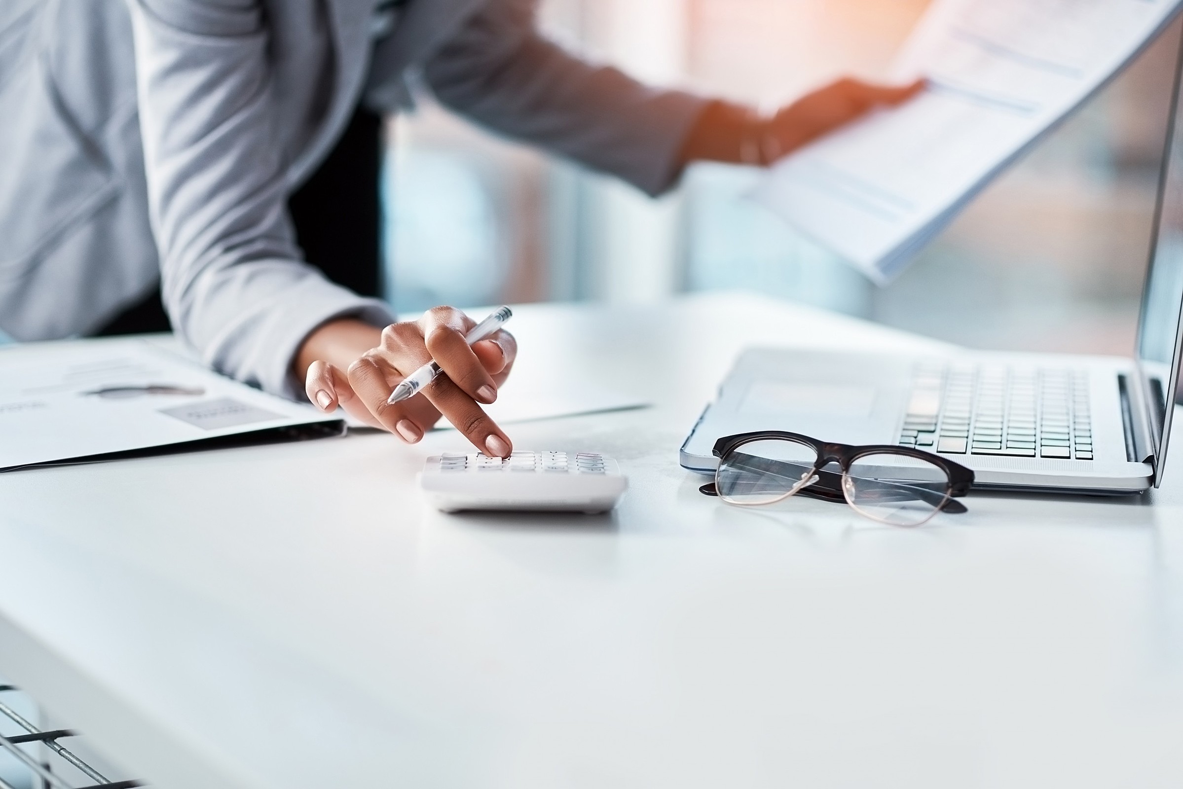 8 DICAS PARA TER UM CONTROLE DE CAIXA IMPECÁVEL